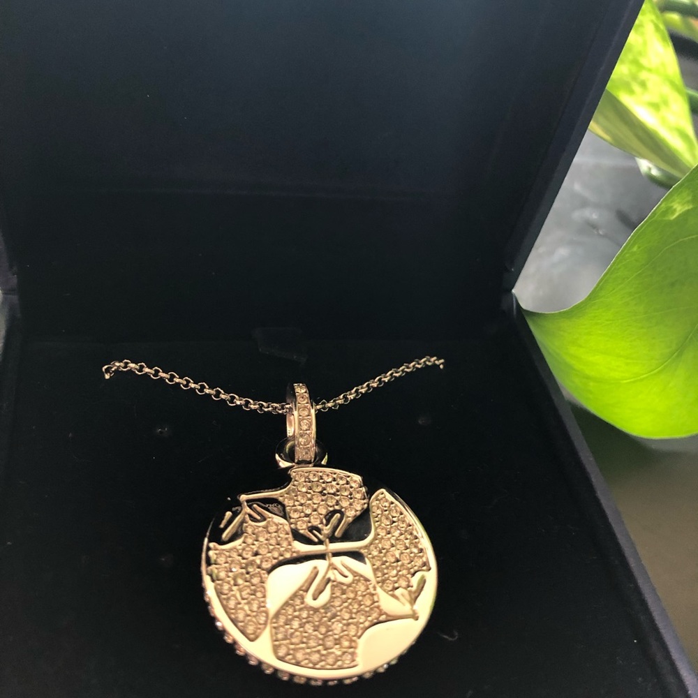 ❤️Authentic Swarovski Pendant *Free Shipping* on listed price